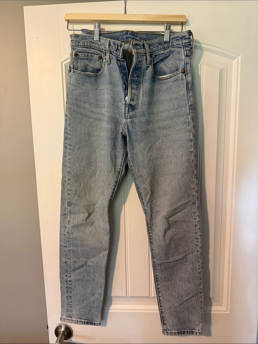 Classic Light Blue women’s jeans -Levi’s